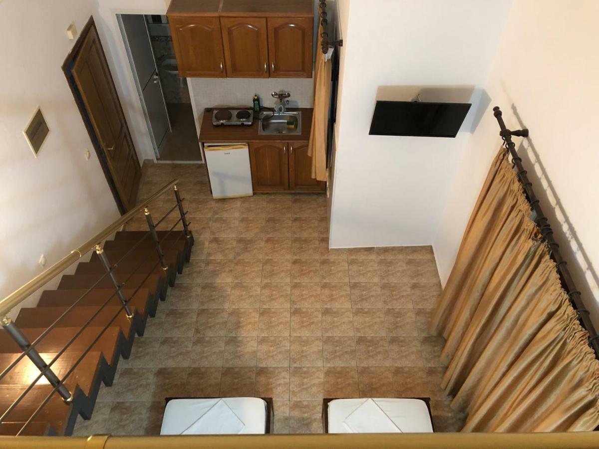 Apartments Toni Ulcinj Esterno foto